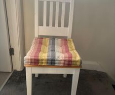 4 Dining chair seat pads