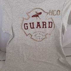 New Hollister tee shirt tag attached