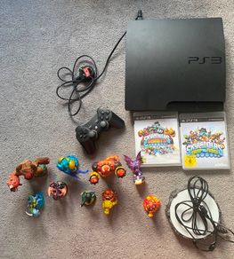 PS3 plus Skylanders kit