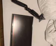 24" Samsung 1080p monitor and arm