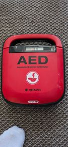 Defibrillator