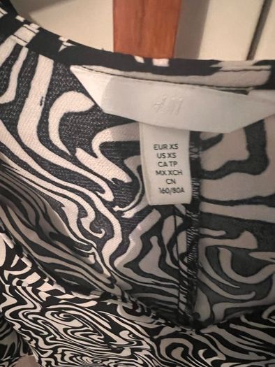 h&m black mini dress