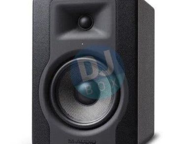 M-audio  Bx5  Studio Monitors (2)