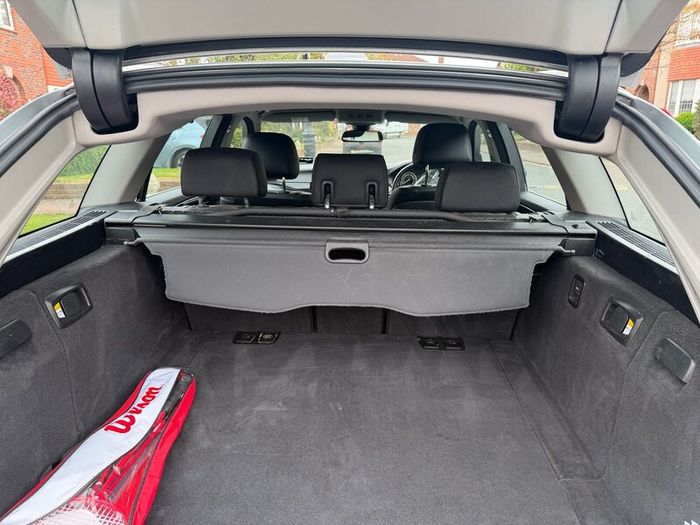 2014 BMW 520d Touring (Luxury Spec) Facelift Model