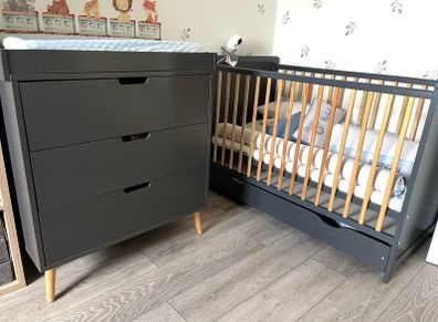 Cot & Changing Table
