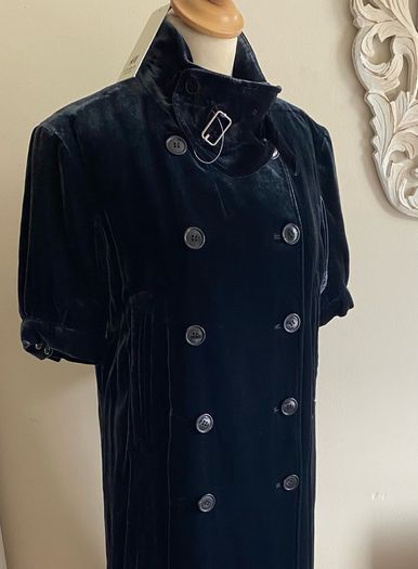 H & M Studio Rare Velvet Shortsleeved Coat/Coatdress NWT Size UK 10