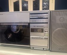 Sharp VZ-3500 stereo system spares or repair