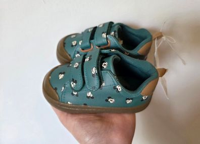 Boys shoes