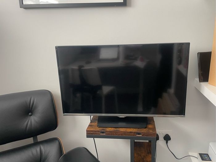 Samsung 32" LED - backlit LCD TV - Full HD