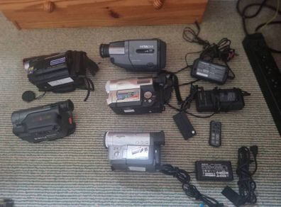 Vintage camcorders Hitachi, Samsung ,Sanyo, JVC