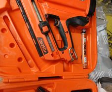 Paslode Nail Gun Im350+ Used twice