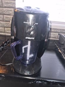cocktail maker/ ice crusher