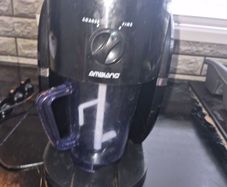 cocktail maker/ ice crusher