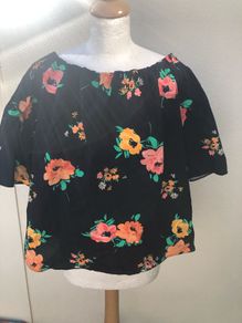 New Look Off The Shoulder Top Size 20-22