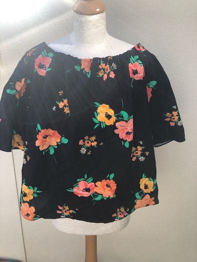 New Look Off The Shoulder Top Size 20-22