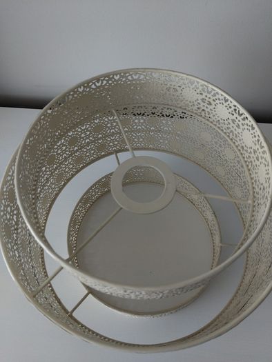 Lamp shade