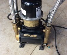 Cross Over water pump