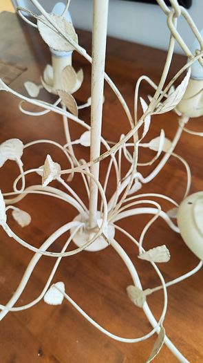 BnQ Antique Cream Chandelier