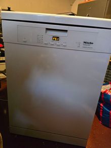 Miele G 4203 SC Dishwasher  For Parts or Repair  Powers On F51 Error