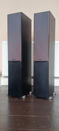Monitor Audio BR5 speakers