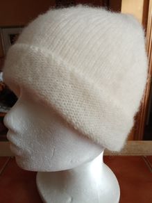 ladies Angora Hat (New)