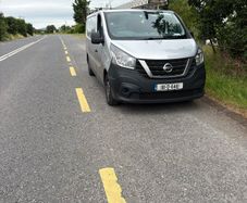 181 Nissan MV300