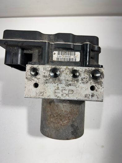 Audi A4 B8 2008-2012 Abs Pump & Control Module 8k0907379aa A1l3b1