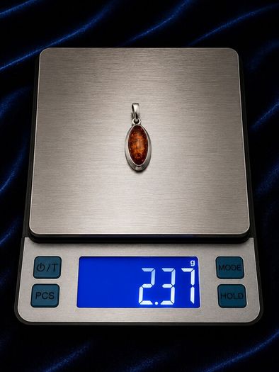 Vintage 925 Sterling Silver And Natural Baltic Amber Pendant