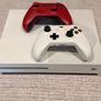 Xbox One S (White) + 2 Controllers Image 3