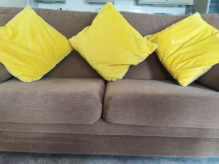 3+2 seater sofas for sale