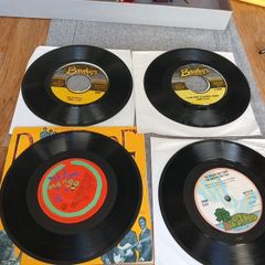 Jimmy Cliff 7" lot