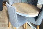 Round extendable dining table - ez living