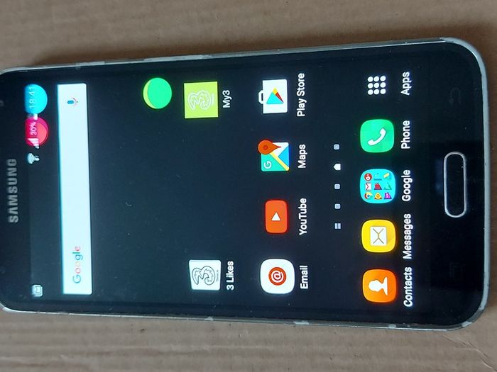 Samsung Galaxy S5, 16GB HDD, 4GB Ram,  3 network possibly, excellent cosmetic condition and working fine