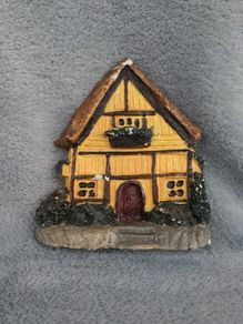 Wall decor house ornament