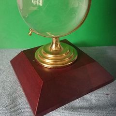 Globe