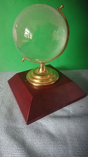 Globe