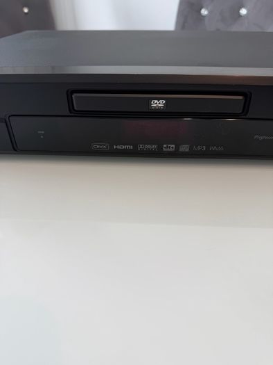 Denon DVD player DN-V100 (professional dvd player)