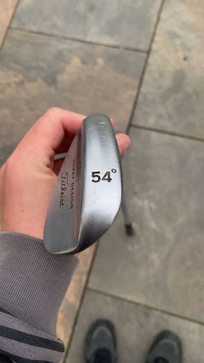 left handed Titleist 54 degree wedge