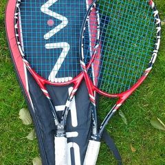 2 x identical Mantis 300 PS Tennis Rackets