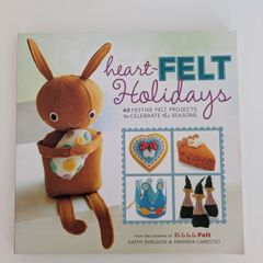Heart Felt Holidays - Felt Craft book