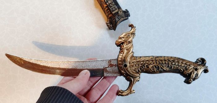 Gothic Skull Plastic Toy Sword With Cover (New).