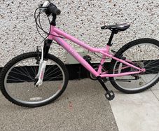 Pair of kids 24" mountain bikes