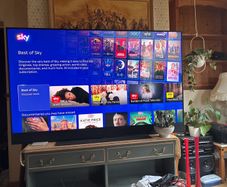 Sky Tv Glass apps built in great sound from speakers