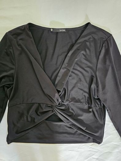Krisa Revolve Black Cutout Crop Top RRP 85E