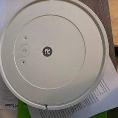 Roomba irobot essential
