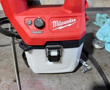 Milwaukee M12 Sprayer (New)