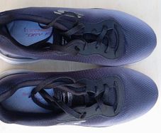 Sketchers trainers UK6 Eur38