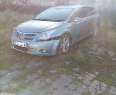 2009 toyota avensis t270 2.0 d4d breaking