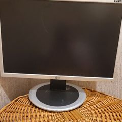 computer monitor