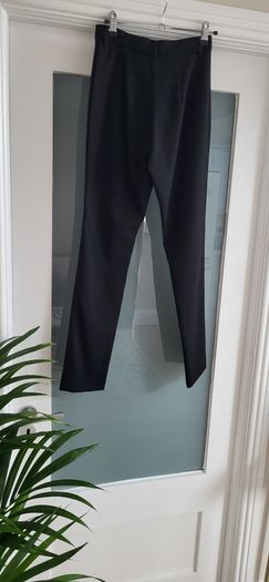 H&M black skinny trousers  Sz 8UK - Bnwot Rrp 19.99